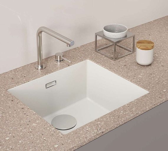 Смеситель Omoikiri Nara-S-GB латунь/графит