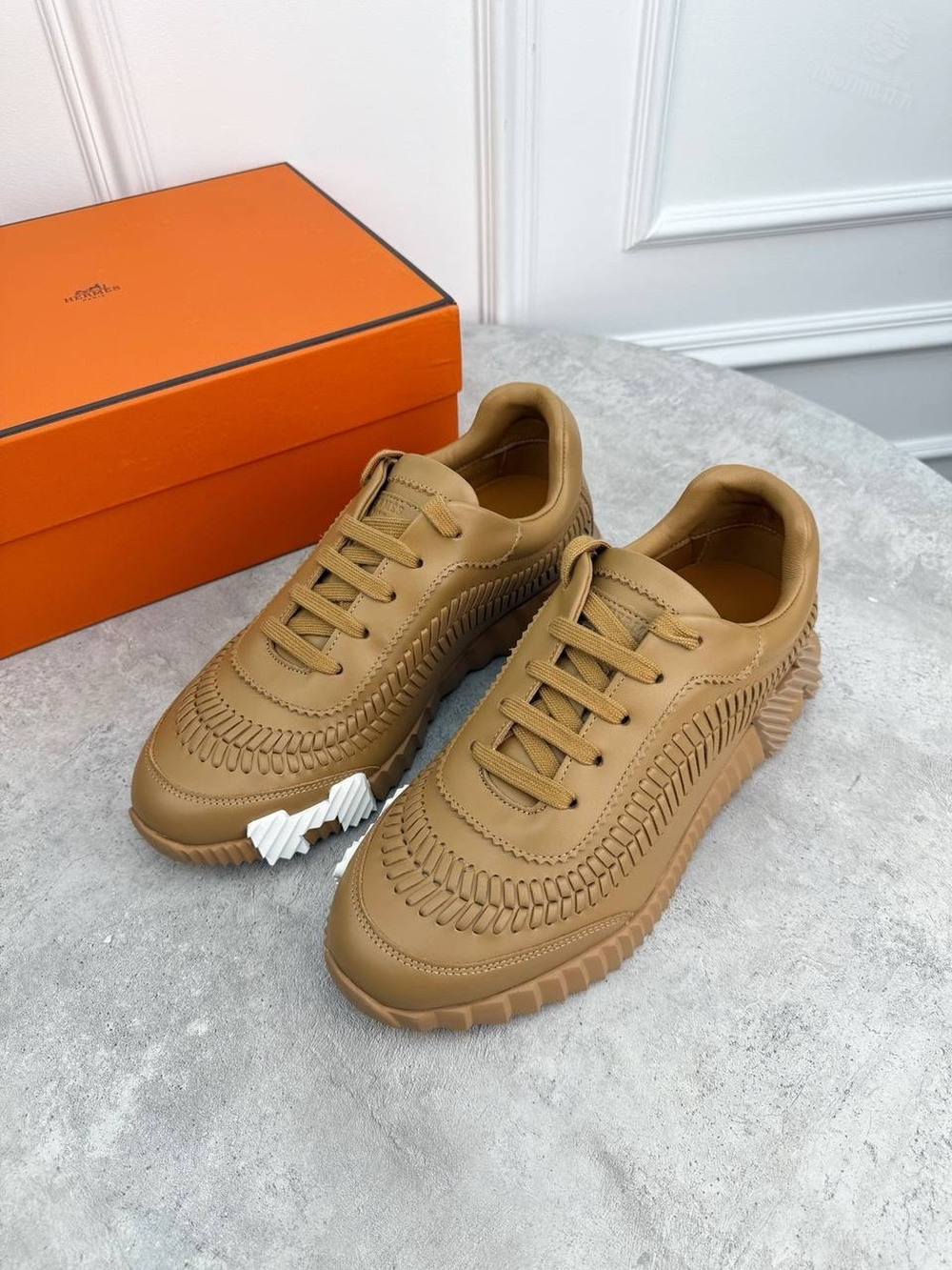 Кроссовки Hermes