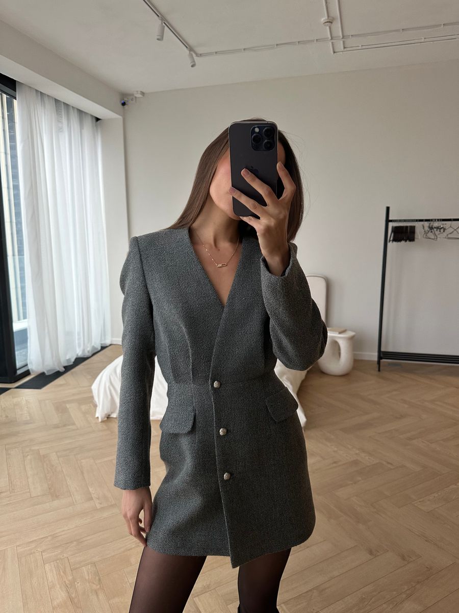 Платье из твида с длинным рукавом мини серое