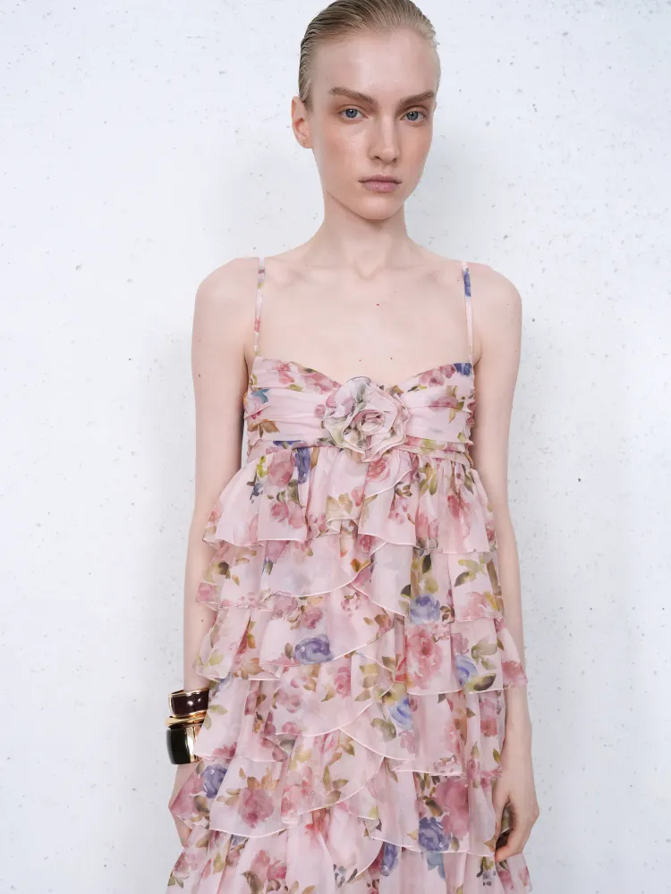Уиллоу макси (Willow maxi), платье макси из розового шифона с цветочным принтом и розой