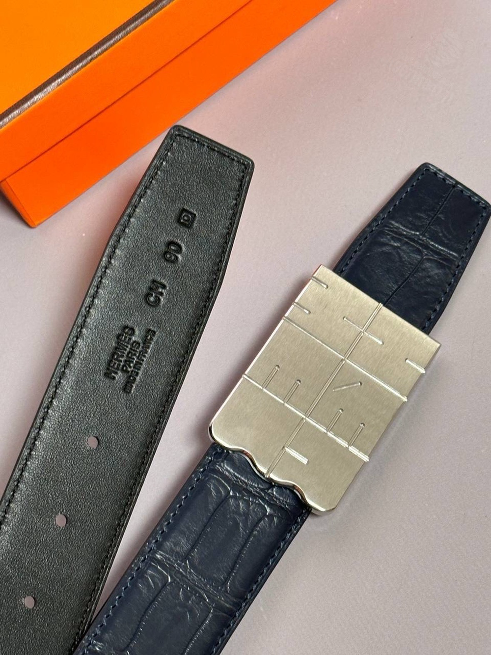 Ремень Hermes из кожи крокодила