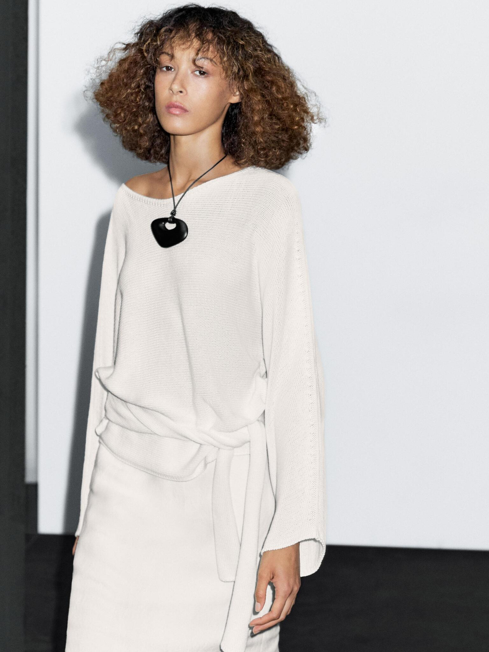 Massimo Dutti Свитер с бантом, белый