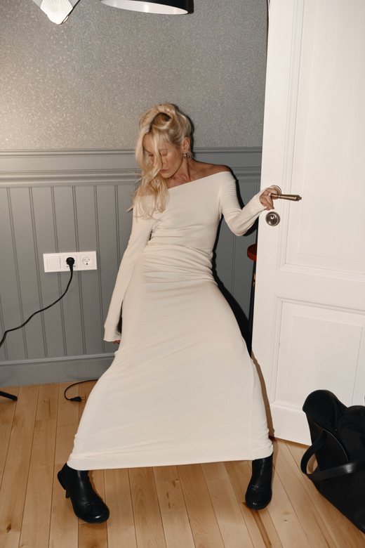 Костюм трикотажный с юбкой