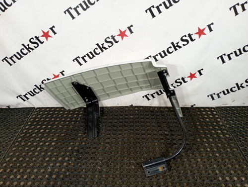 Спойлер кабины боковой верхний левый 2023г.