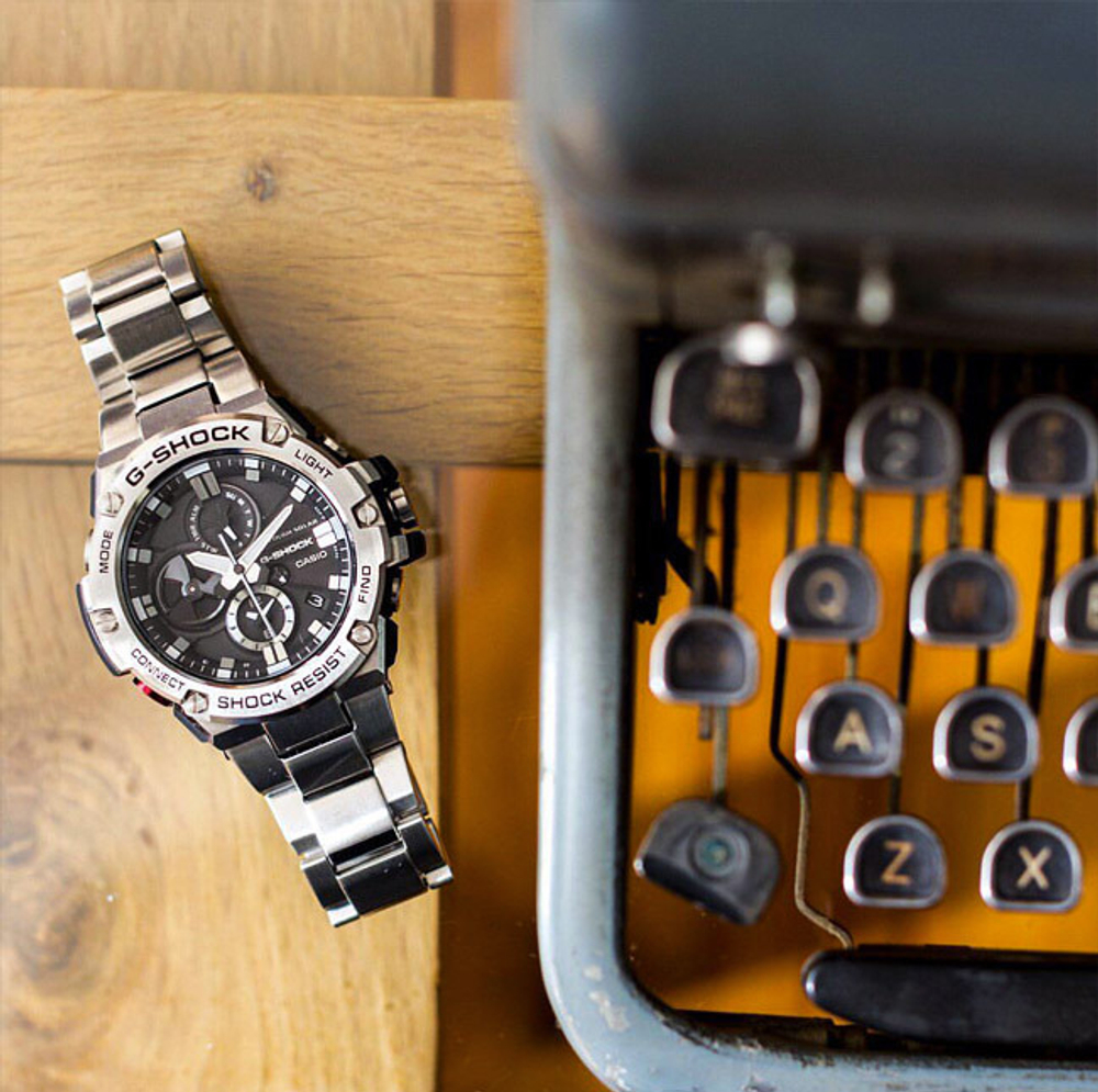 Часы Casio GST-B100D-1A