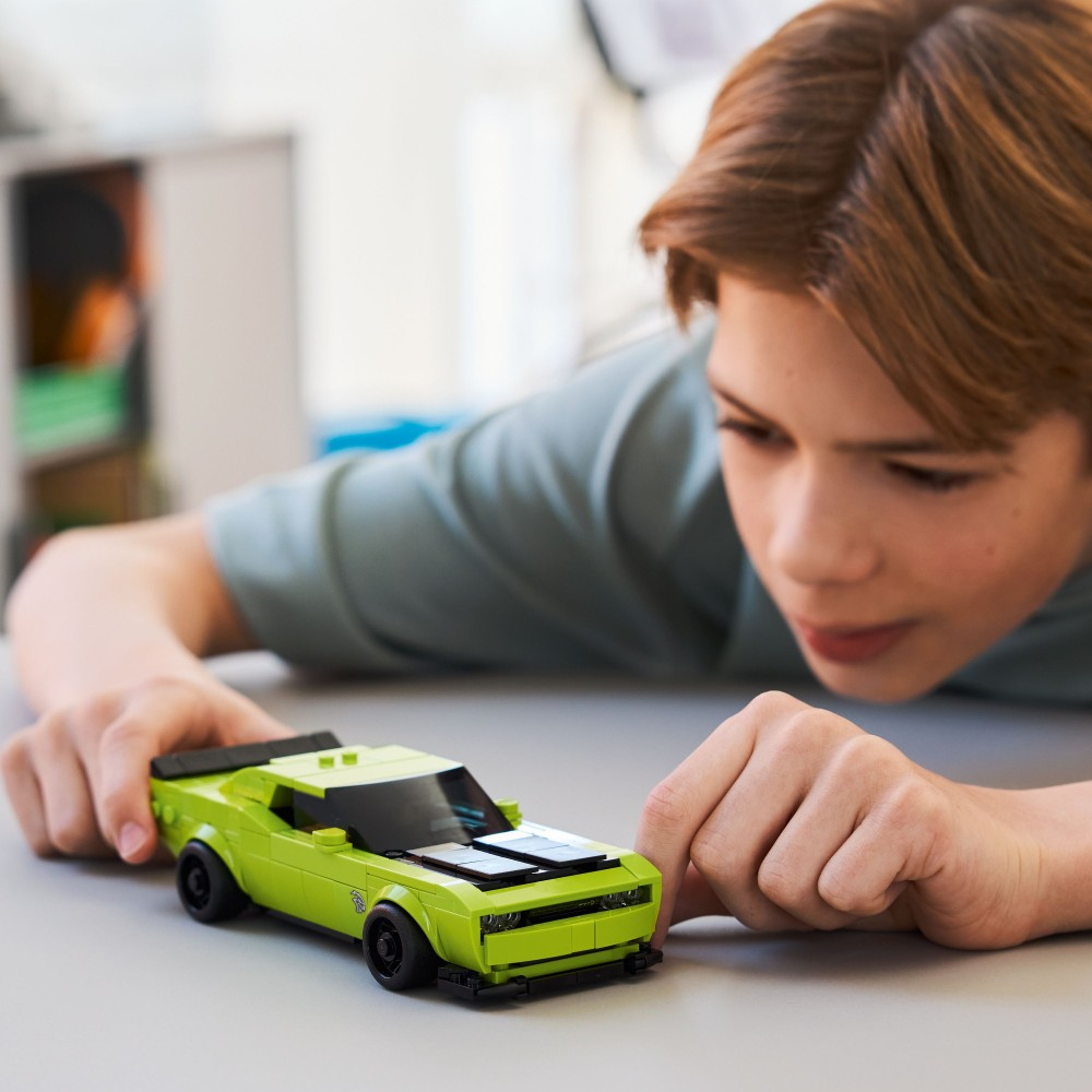 LEGO Speed Champions - Спортивный автомобиль Dodge Challenger SRT Hellcat 77237