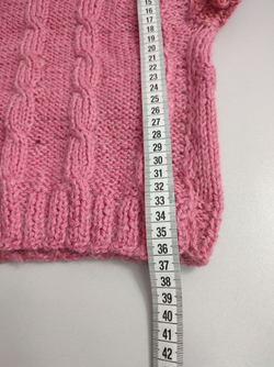 Безрукавка вязаная на 2-3 года