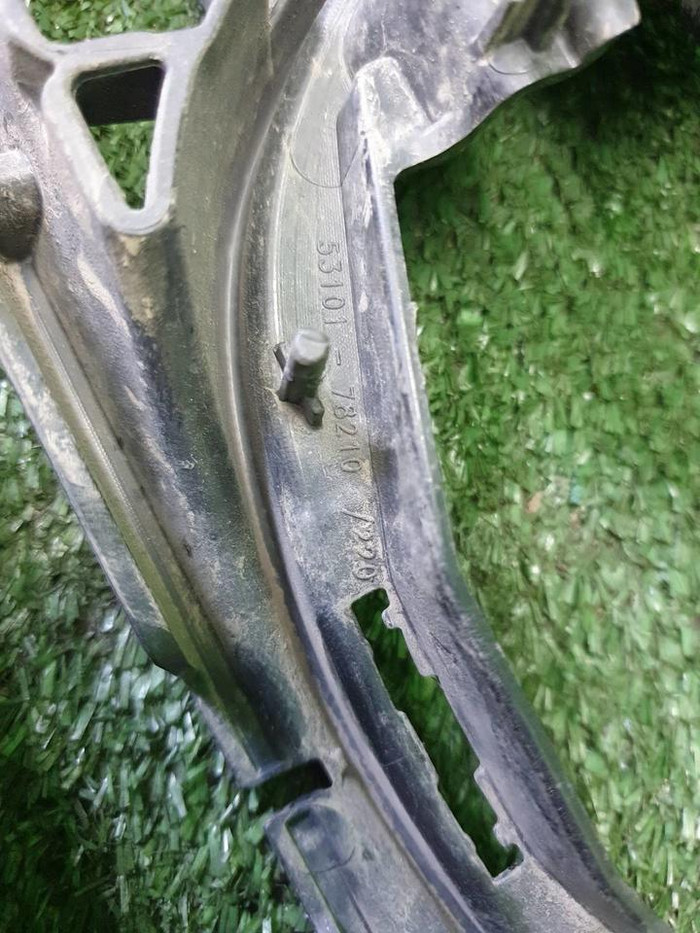 Решетка радиатора Lexus NX 1 (2017-2021)