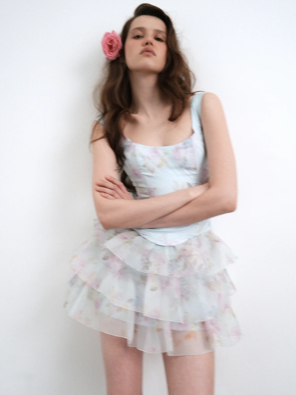 Ви (Vi), топ корсетный на бретелях из молочной органзы с цветочным принтом