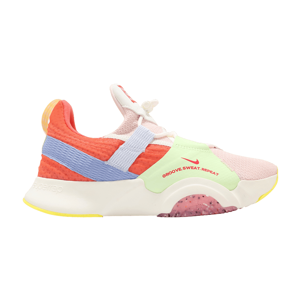 Кроссовки Nike Superrep Groove (Женская размерная сетка)