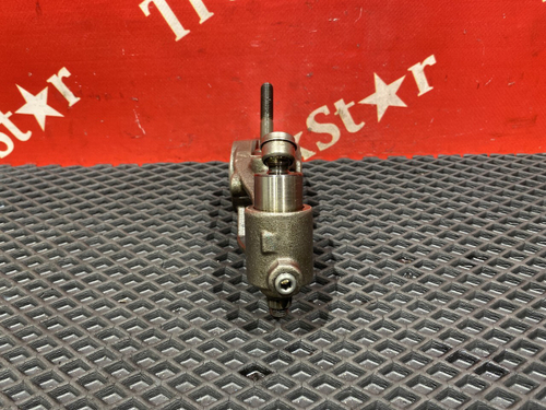 Коромысло выпускного клапана 2023г