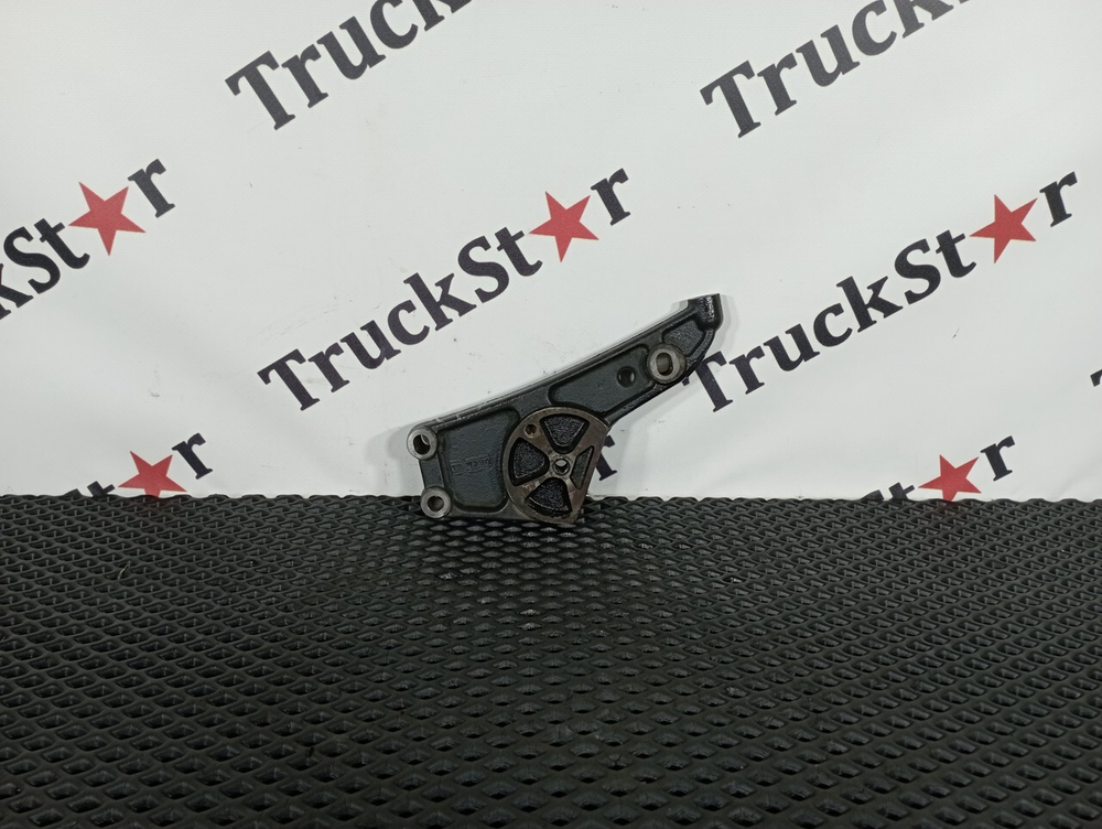 Кронштейн ролика натяжителя 2020г.