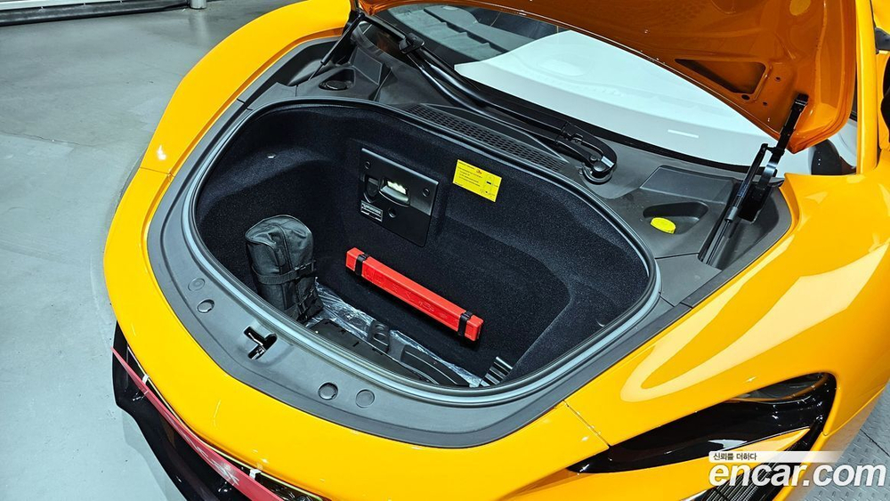 McLaren 아투라 3.0 Coupe (12.2023)