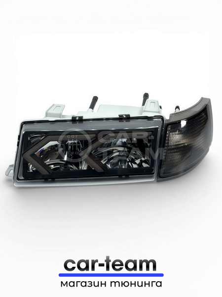 Фары на ВАЗ 2110, 2111, 2112 передние с тонированными галочками в стиле AMG, тонированные поворотники (21100-3711010-71/21100-3711011-71)