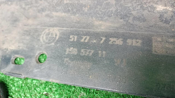 Накладка порога правая BMW 3er F30 (2011-2020)