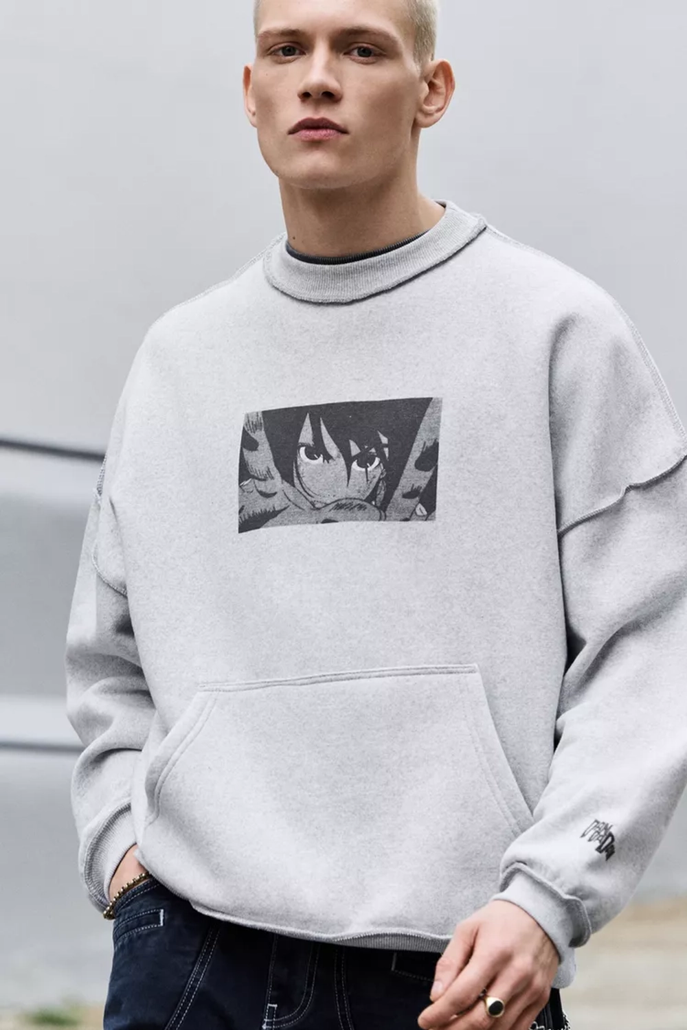 PULL&BEAR Толстовка Dan Da Dan, серый меланж