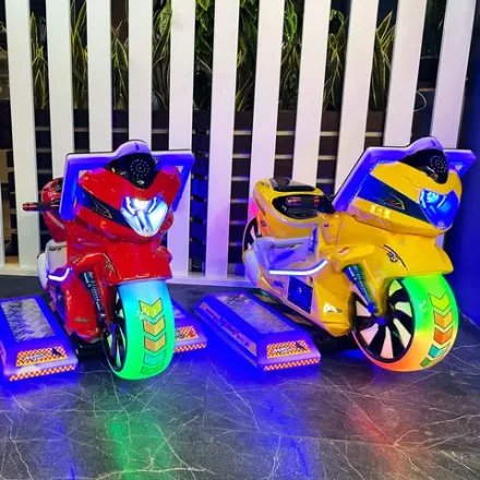 Детский игровой автомат «Безумные мотогонки»