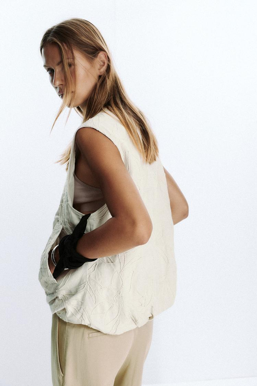 ZARA ЖИЛЕТ С ВЫШИВКОЙ, ЭКРЮ