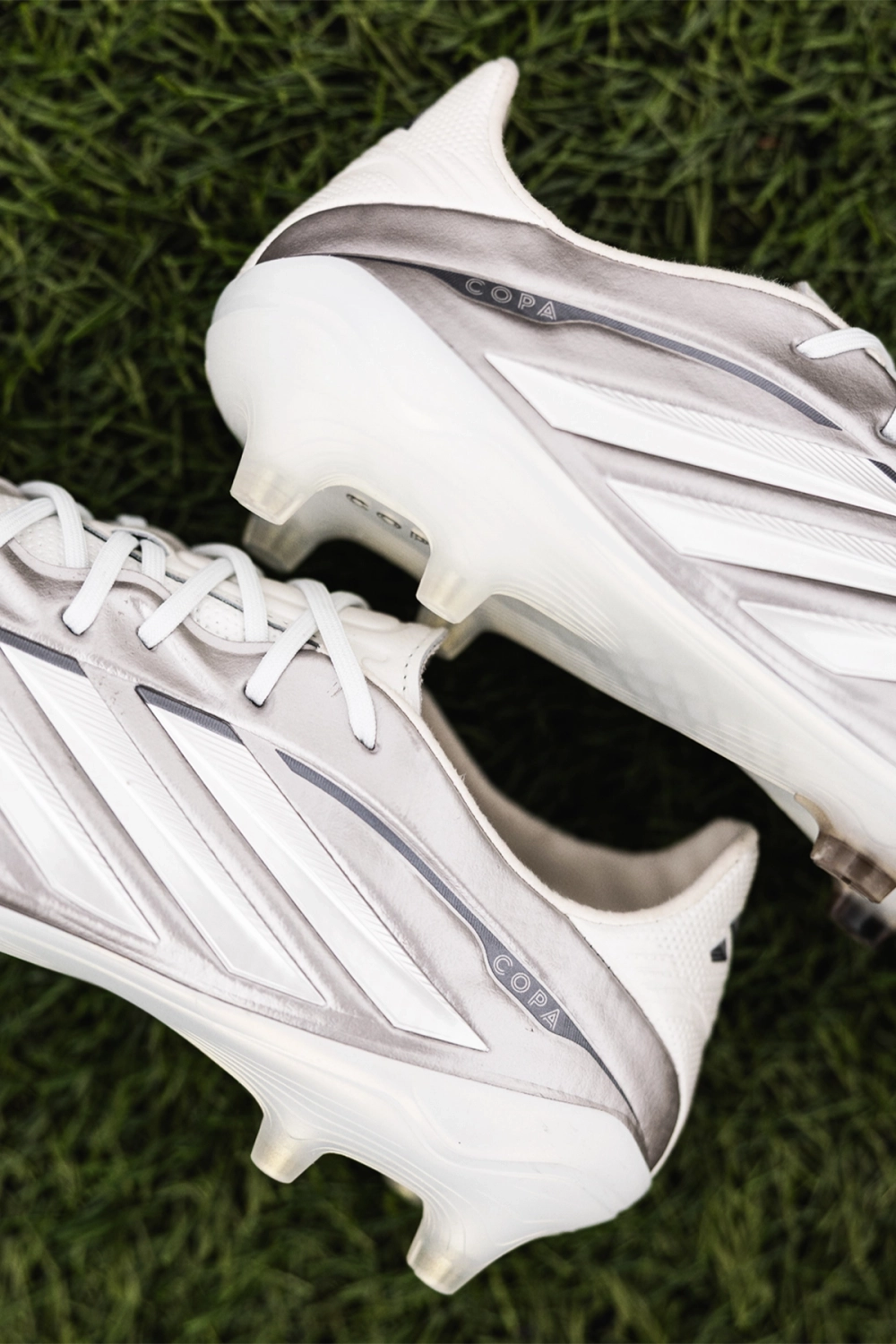 Бутсы adidas Copa Pure 4 Elite FG - серебряный