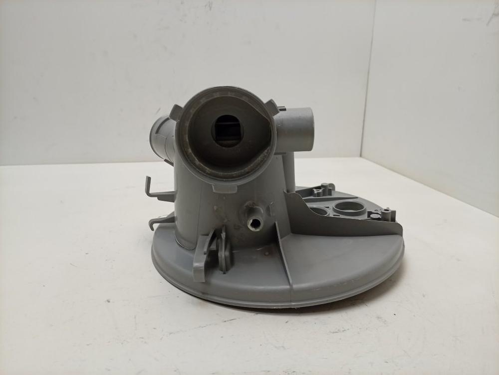 DIS5831 ктп4 Ремкомплект поддона (чаша) посудомоечной машины Beko 1741502600 б/у