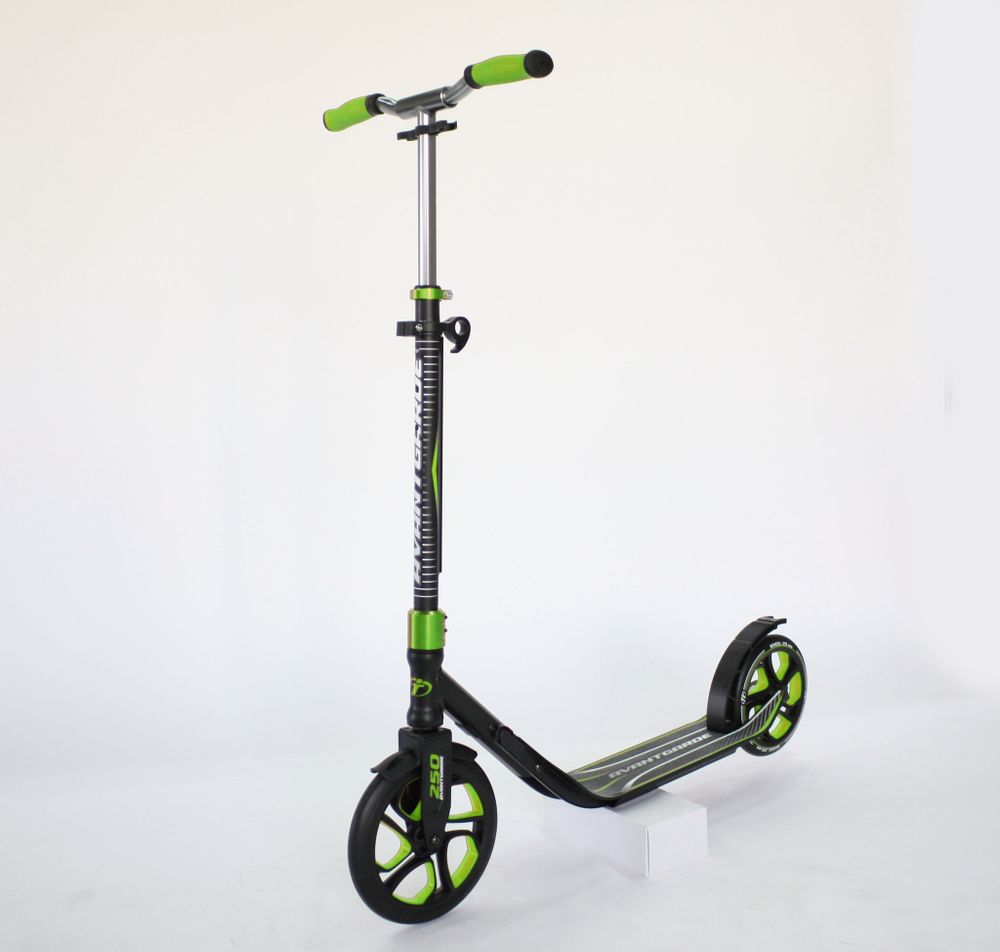 Самокат TechTeam TT-250 Avantgarde