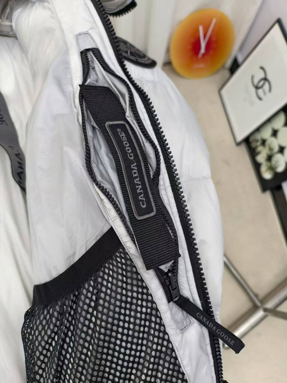 Пуховик Canada Goose