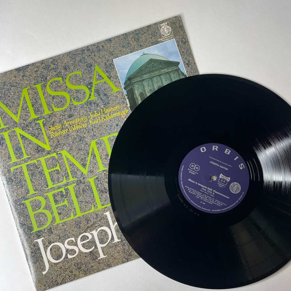 Винтажная виниловая пластинка LP Joseph Haydn Гайдн, Chor Der St. Hedwigskathedrale, Domkapelle Berlin, Roland Bader, Missa In Tempore Belli Paukenmesse (Германия 1980)