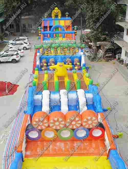 Коммерческая надувная полоса препятствий "В поисках приключений"