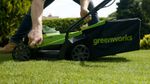 Аккумуляторная газонокосилка Greenworks GD24LM33K4, 24v, 33 см, (2516107UB), с аккумулятором 4 А·ч и зарядным устройством