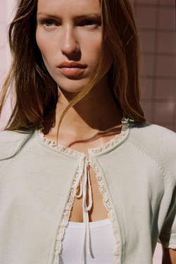 ZARA КАРДИГАН С БАНТОМ И КРУЖЕВОМ, ПАСТЕЛЬНО-ЗЕЛЕНЫЙ