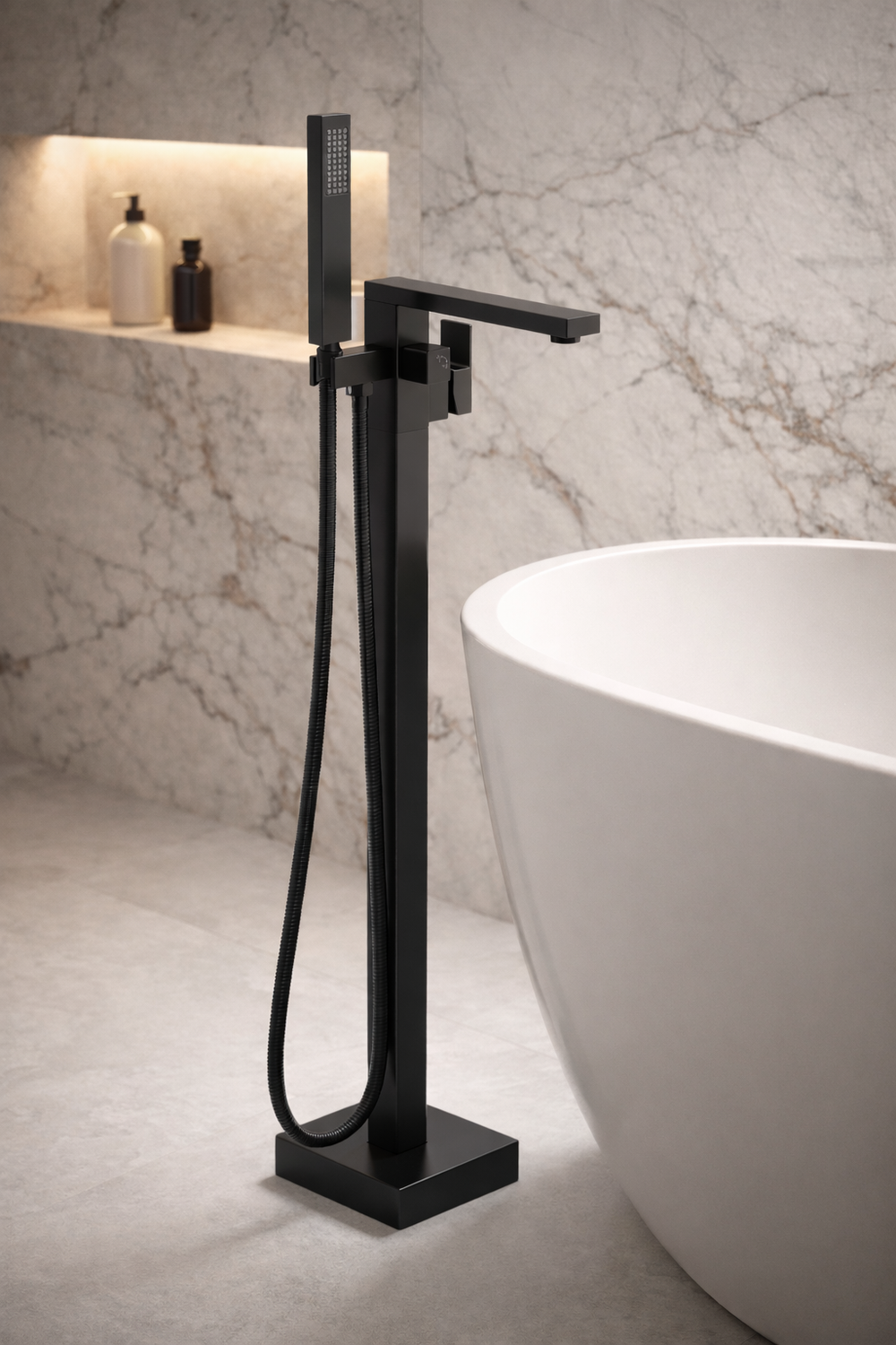 Напольный смеситель для ванны с душем STWORKI Карлстад S35130BK матовый черный