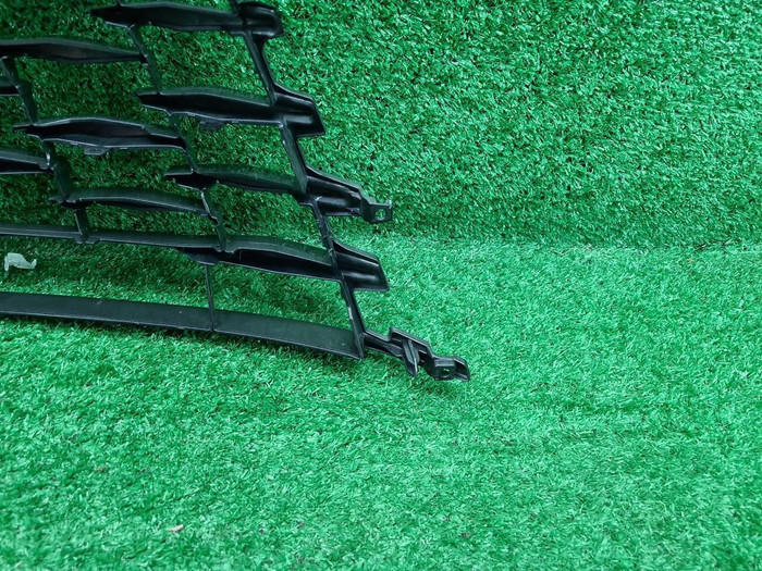 Решетка радиатора Lexus RX 5 (2022-н.в.)