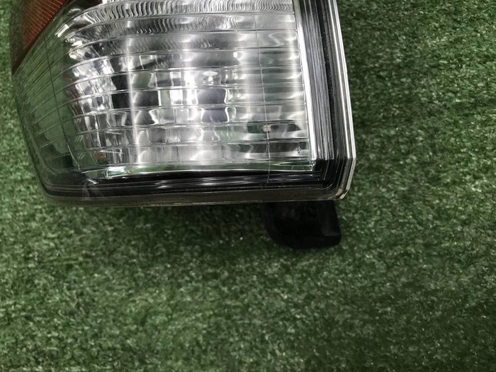 Фонарь левый внешний Subaru Forester 5 SK (18-нв)