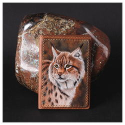 Кожаная обложка на паспорт «Рысь»