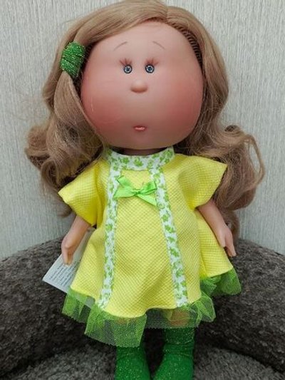 УЦЕНКАКукла Nines виниловая 30см MIA в пакете (3000M2)