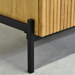 Тумба под телевизор Грувс с фасадами из массива дуба