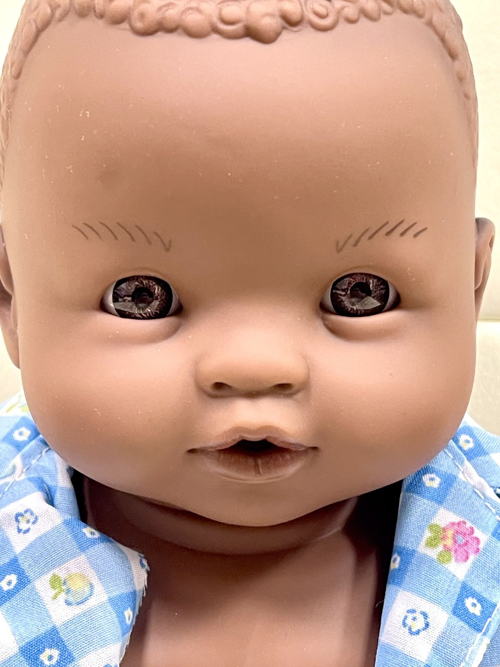 Кукла Manolo Dolls виниловая Obamin 33см (10025)
