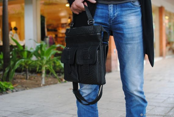 Стильная мужская сумка из кожи питона BG-410