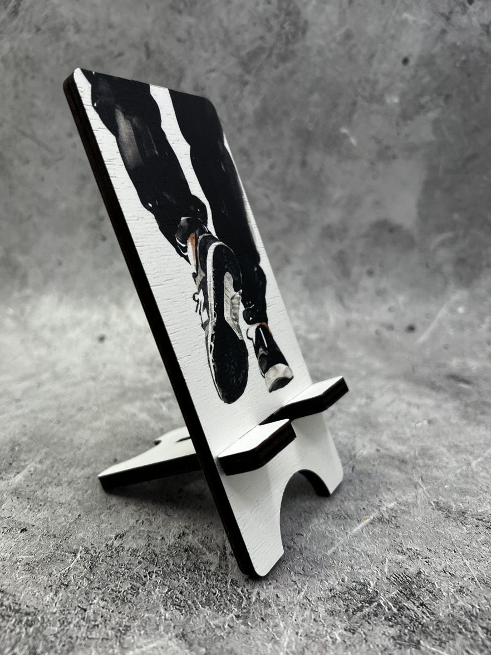 Подставка для телефона деревянная