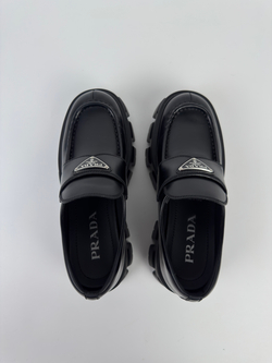 Лоферы Prada