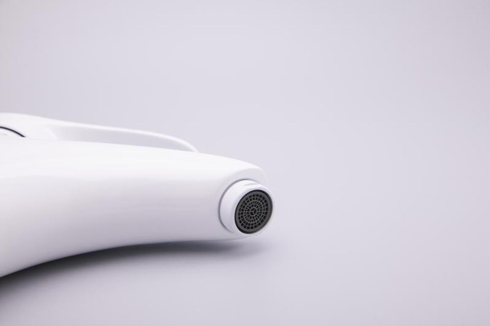 Смеситель для раковины Oute T01 T0101BK