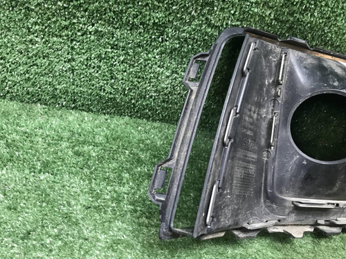 Накладка ПТФ левая Audi A4 B9 (2018-2019) S-line