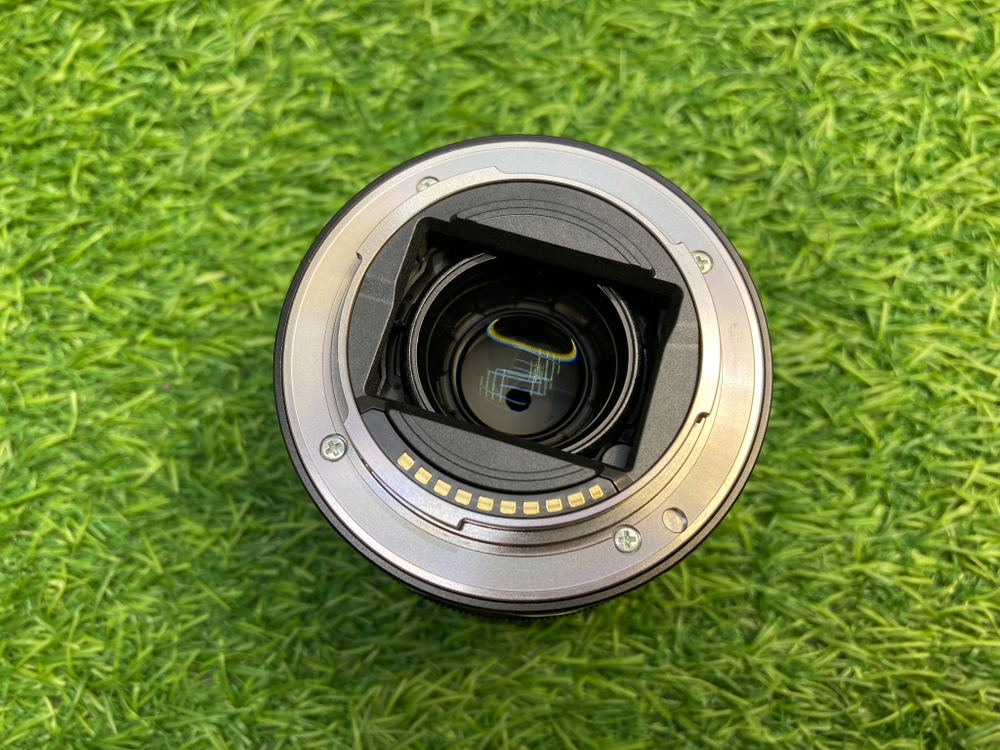 Sony FE 28mm 2 (SEL28F20)