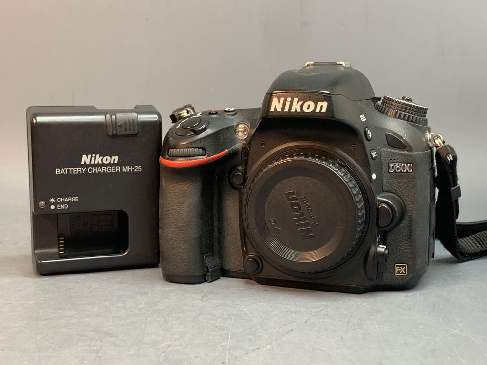 Nikon D600 body 53.000 кадров