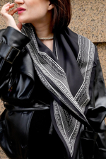 Платок шелк орнамент