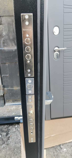 Входная металлическая дверь с зеркалом Рекс Космо 2К Графит / Большое зеркалом СБ-16 Лиственница беж 12мм