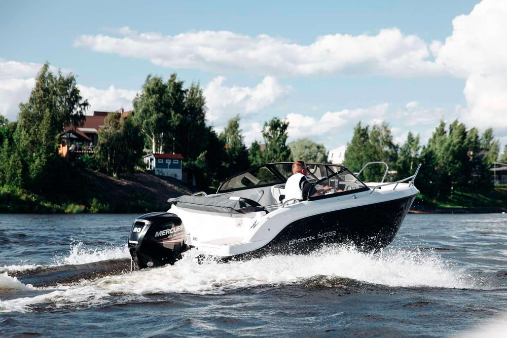 Стеклопластиковый катер Phoenix (Феникс) 510 BR