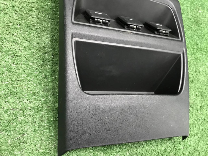 Дефлектор воздуха LR Discovery Sport (2019-н.в.)