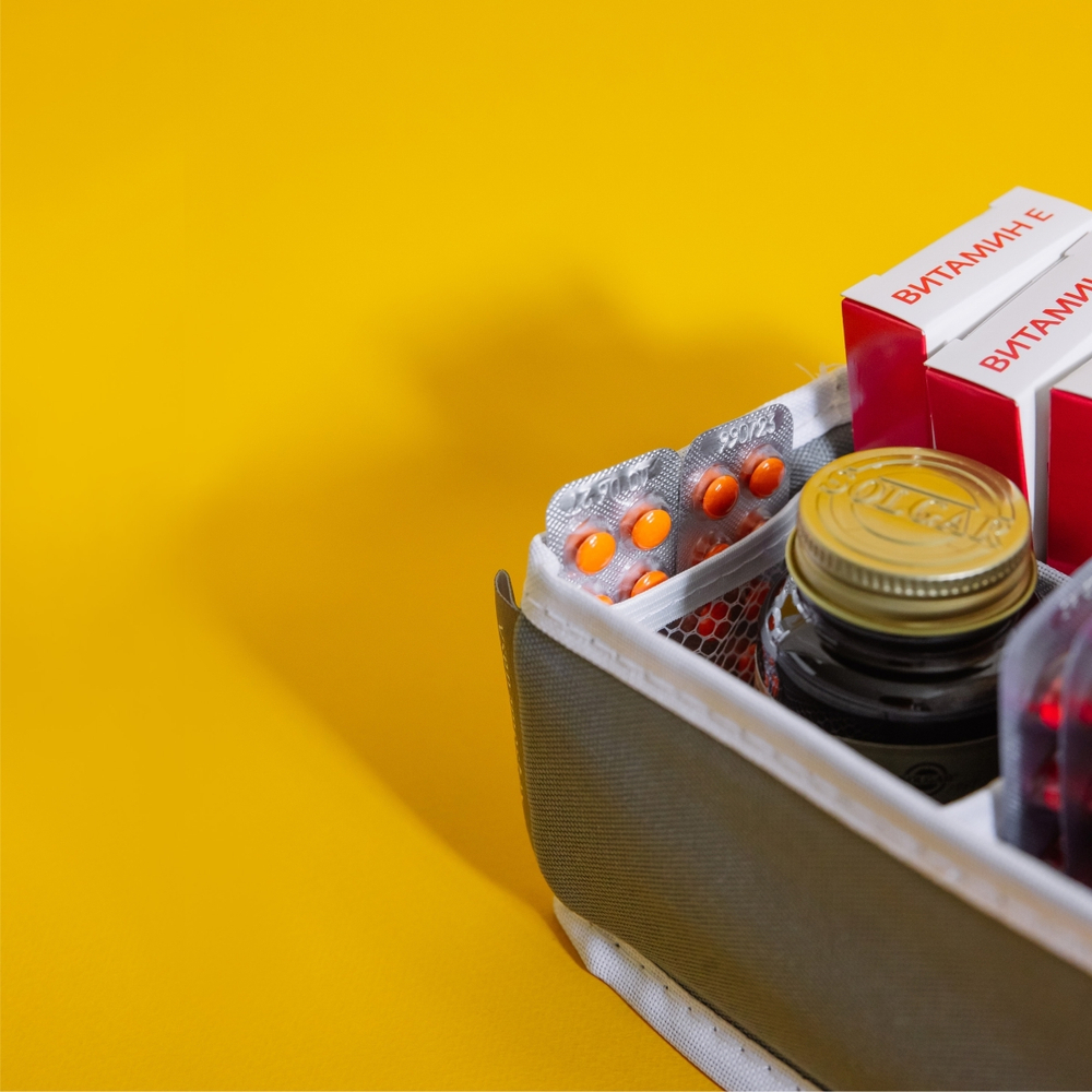 Аптечка домашняя 15х15х8 (серая)