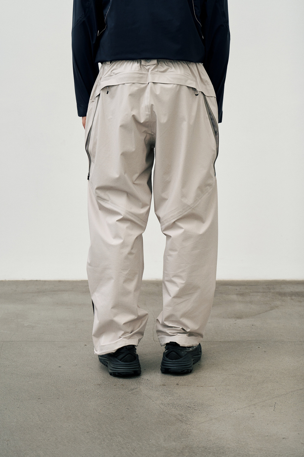 Брюки Nothomme Blue Nano-Grade Lightweight Shell Pants "Light Grey"